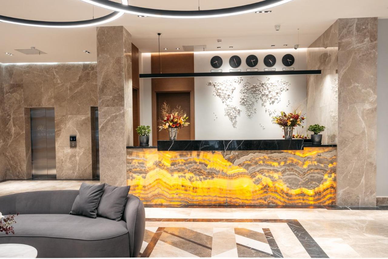 Raavah Aparthotel Almaty Esterno foto