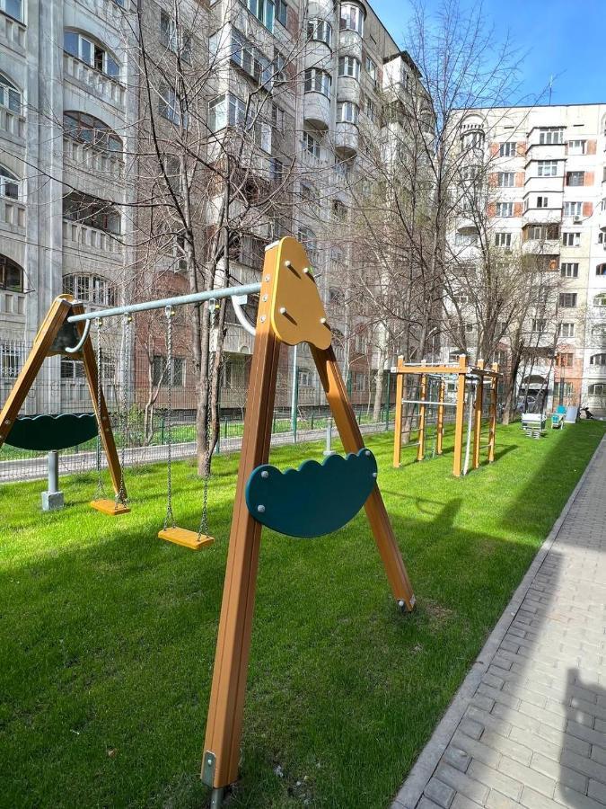 Raavah Aparthotel Almaty Esterno foto